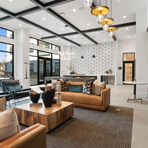 Vibrant community life with a variety of dining options